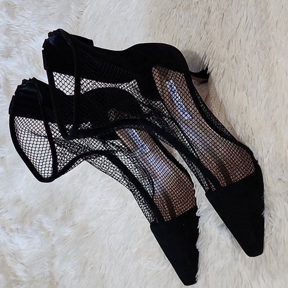 AQUAZZURA  Brera Pointed Toe Mesh Bootie Elegant Black Mesh Stiletto  Size41 - Picture 2 of 14